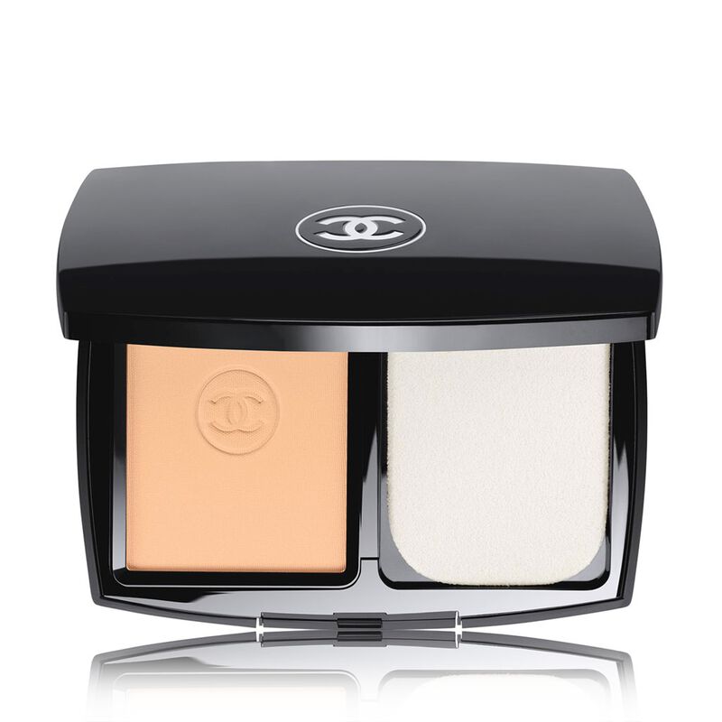 Chanel Le Teint Ultra 22 Beige Rose for Womenultrawear Flawless Compact Foundation Lum Matfin Spf15 13G